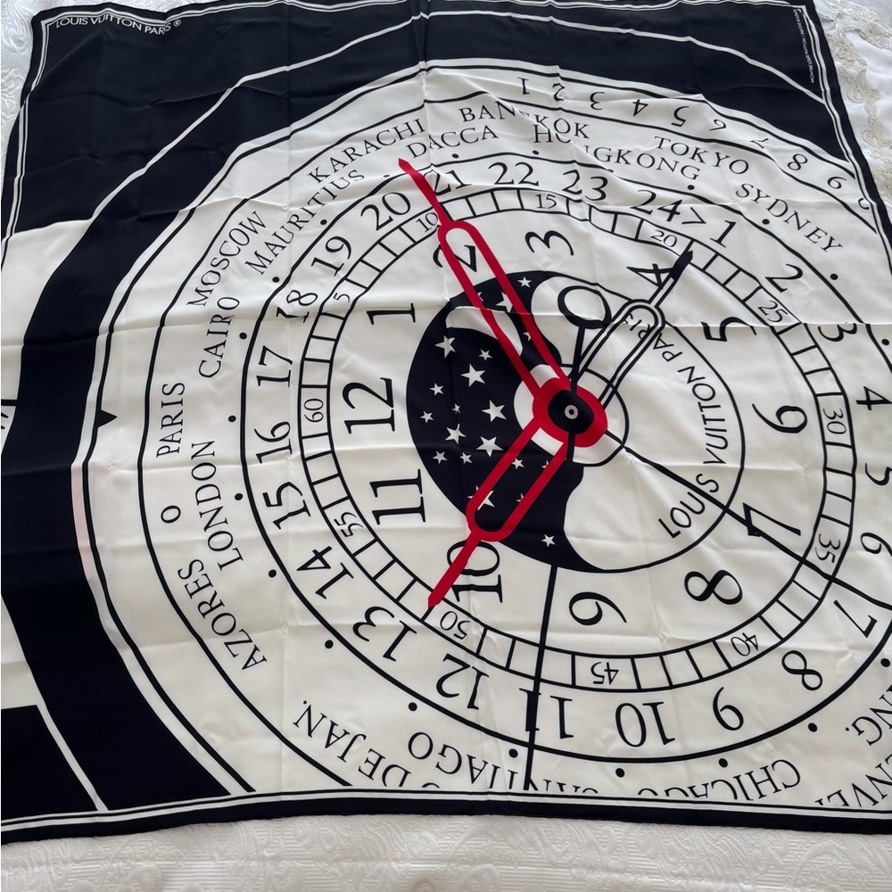 Louis Vuitton Clock Design Scarf